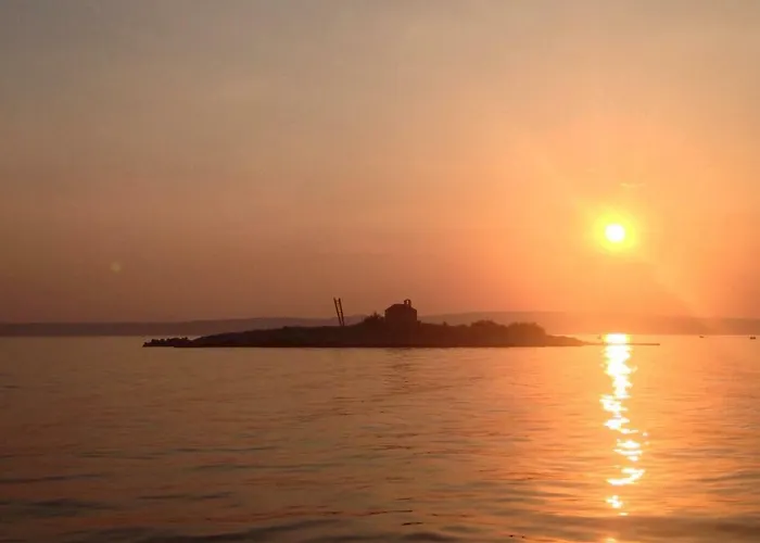 Sanmari Gasthuis Novi Vinodolski