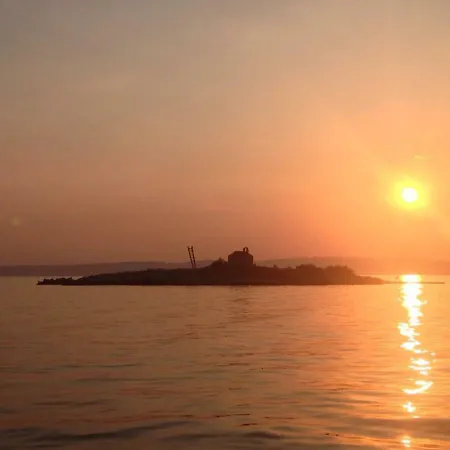 Sanmari Konukevi Novi Vinodolski